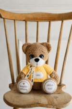 Personalized Crochet Bear in a yellow Shirt, Newborn Gift with Name