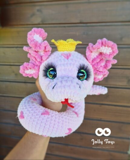 Nime ja sünnianmdetega madu 2025 aasta sümbol